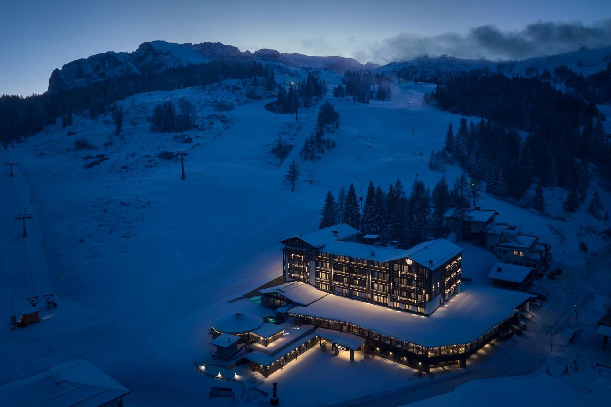 Hotel Wulfenia 4S - Adults Only Sonnenalpe Nassfeld Εξωτερικό φωτογραφία