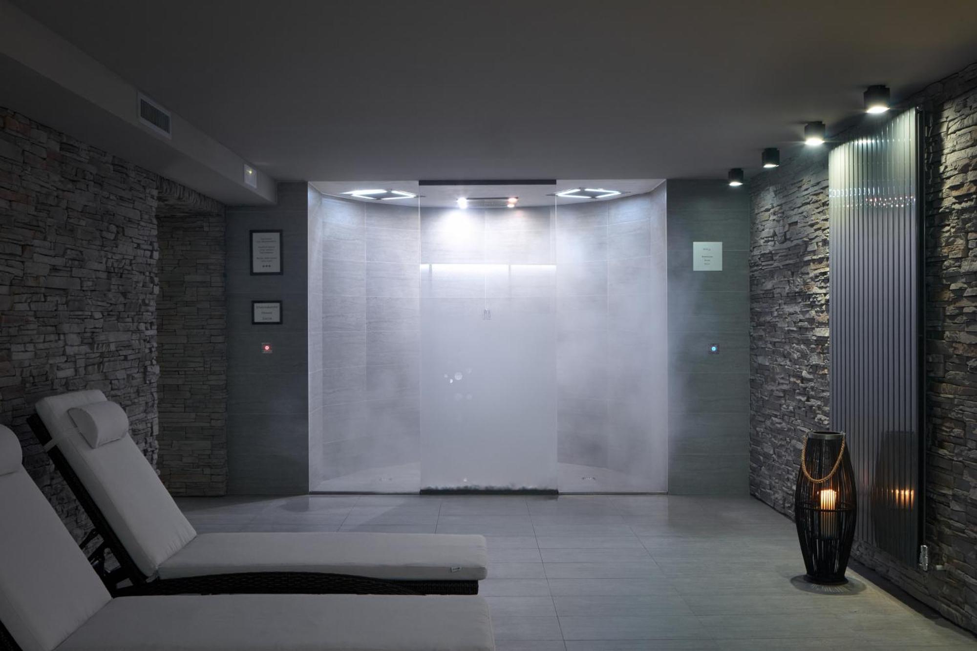 Hotel Wulfenia 4S - Adults Only Sonnenalpe Nassfeld Εξωτερικό φωτογραφία