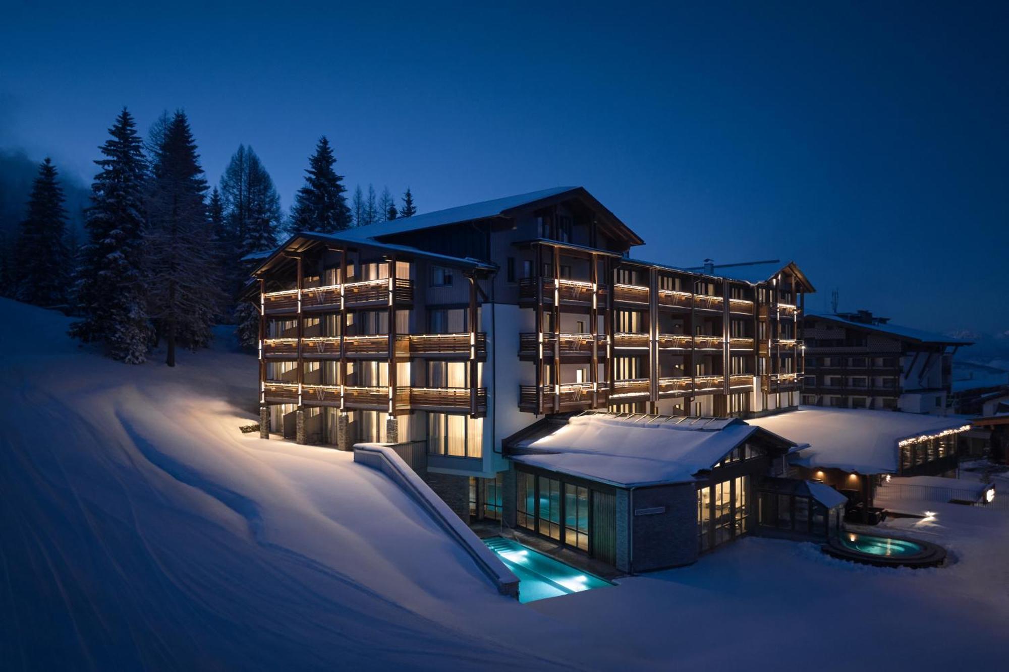 Hotel Wulfenia 4S - Adults Only Sonnenalpe Nassfeld Εξωτερικό φωτογραφία