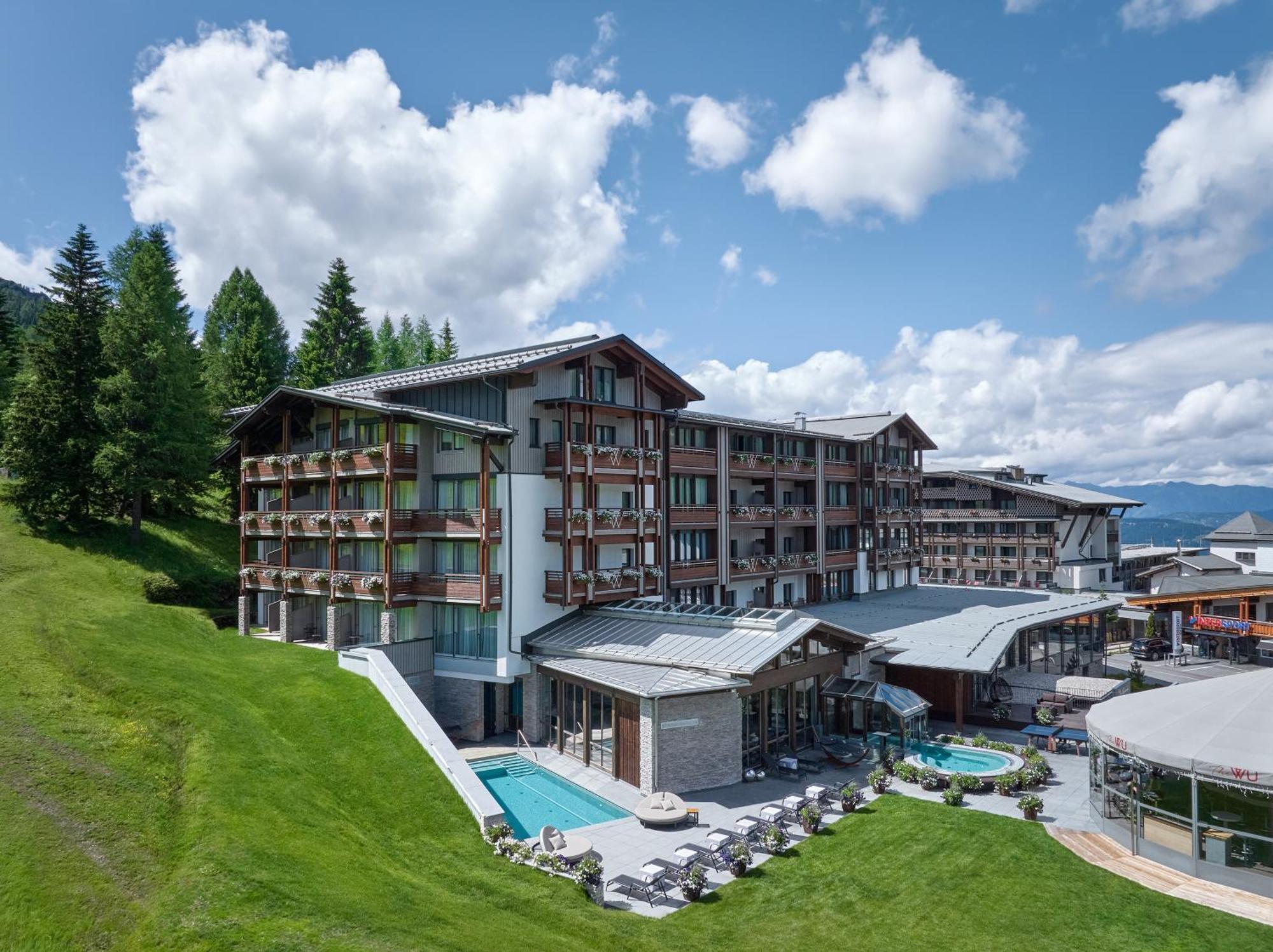 Hotel Wulfenia 4S - Adults Only Sonnenalpe Nassfeld Εξωτερικό φωτογραφία